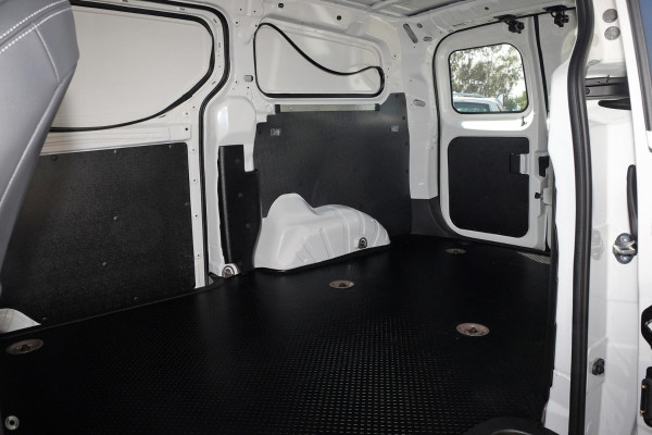 2024 LDV G10 SV7C + Van Image 8