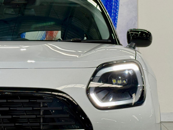 2025 MINI Countryman U25 C Core SUV image 11