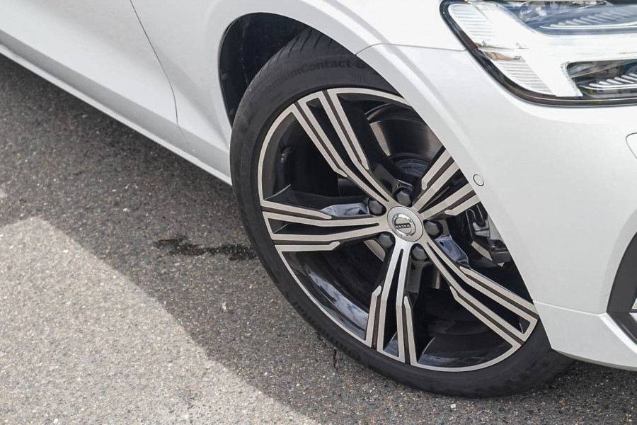 2019 MY20 Volvo V60 F-Series T5 Inscription Wagon Image 20