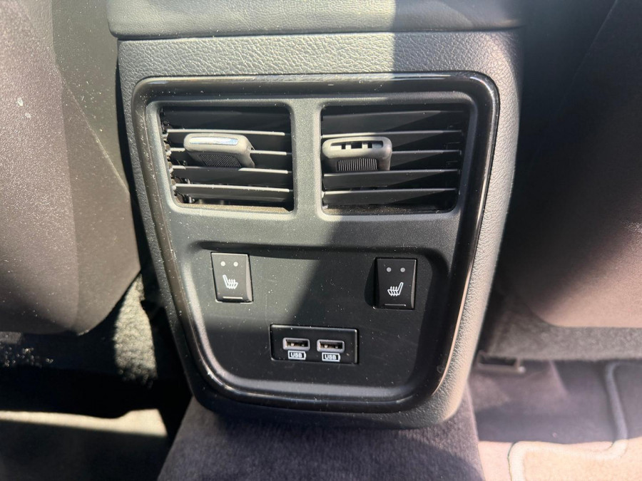 2018 MY19 Chrysler 300 LX SRT Sedan Image 18