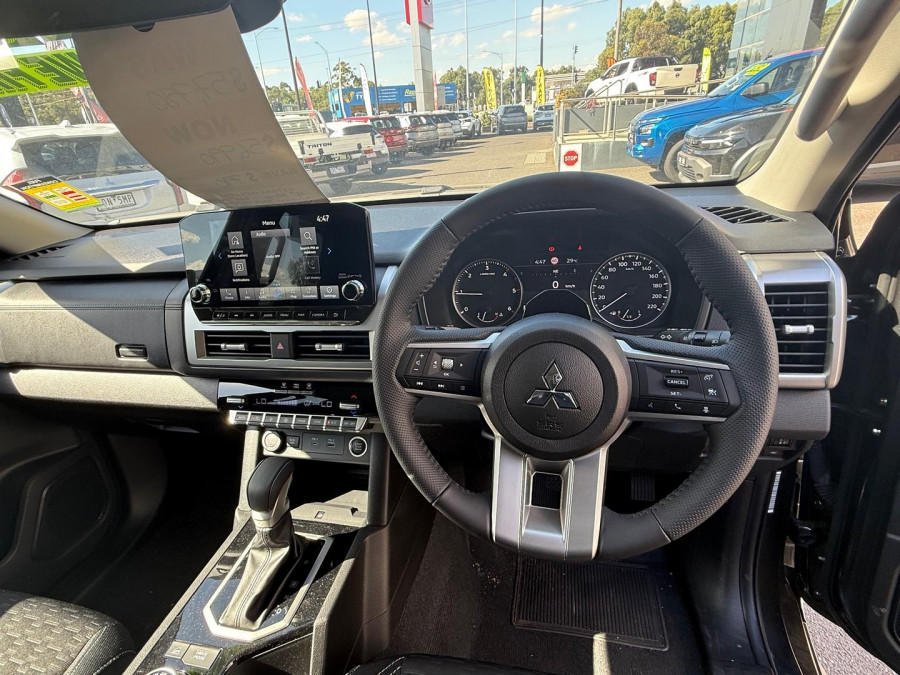 2025 Mitsubishi Triton MV GLS Ute Image 13