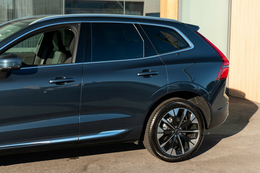 2026 Volvo XC60 UZ Plus B5 Bright SUV Image 17