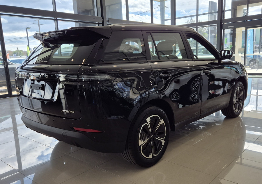 2026 Jaecoo J5  Summit SUV Image 5