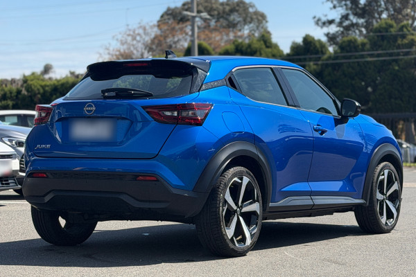 2023 Nissan JUKE F16 ST-L SUV Image 5