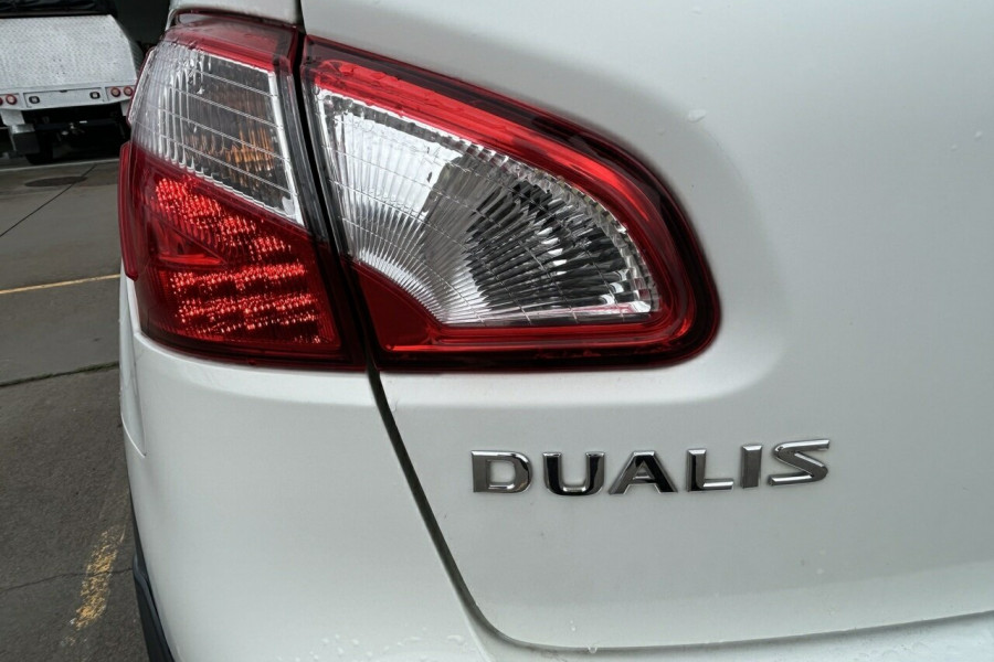 2012 Nissan Dualis J10W Series 3 MY12 ST Hatch X-tronic 2WD Hatch Image 13