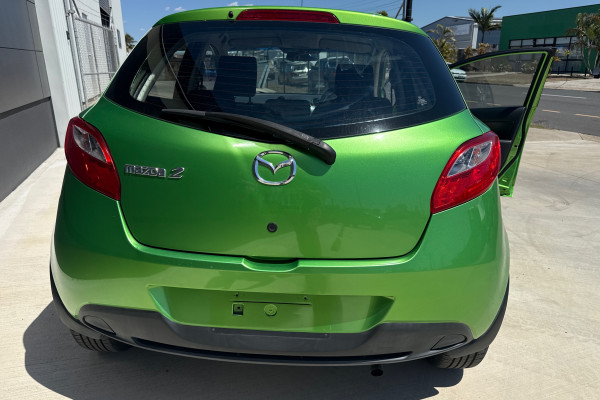2010 Mazda 2 DE Series 1 Neo Hatch Image 5