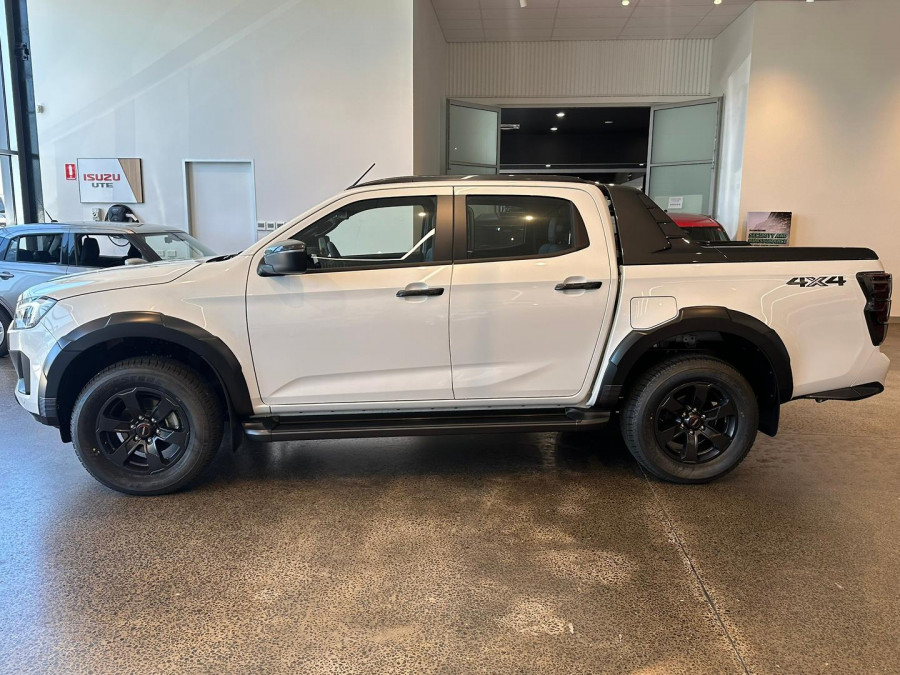 2026 MY25.5 Isuzu D-MAX RG X-TERRAIN Ute Image 5