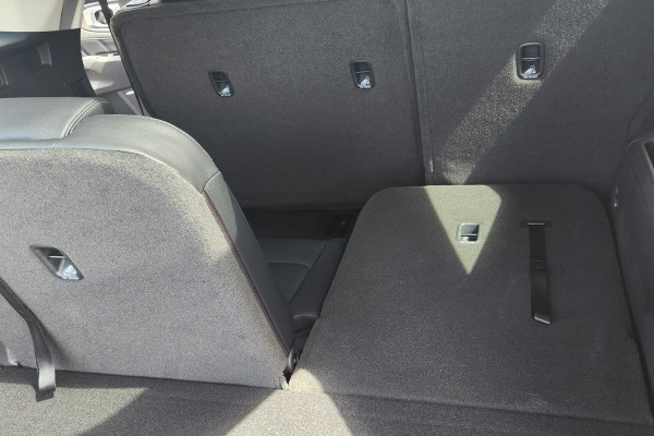 2024 MY25 Kia Sorento MQ4 PE Sport+ SUV Image 26