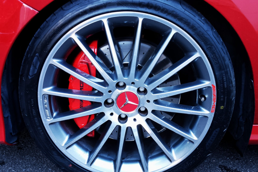 2014 Mercedes-Benz A-Class W176 A45 AMG S Hatch Image 11