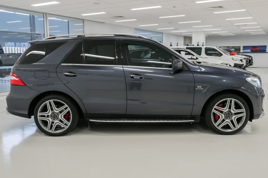 2012 Mercedes-Benz M-Class W166 ML63 AMG SUV Image 9