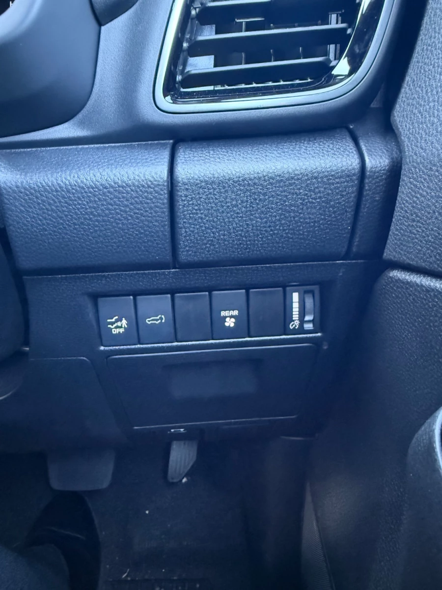 2025 MY25.5 Isuzu MU-X RJ LS-T SUV Image 18