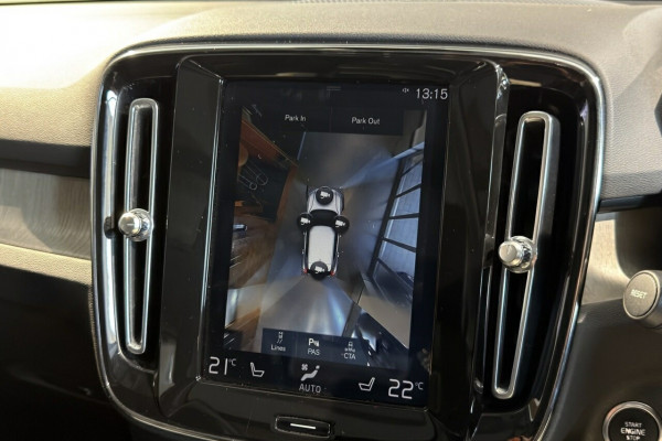 2018 MY19 Volvo XC40 XZ T4 Inscription SUV Image 13