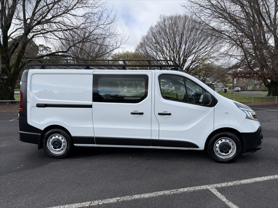 2022 Renault Trafic X82 Crew Lifestyle 125kW Van Image 2