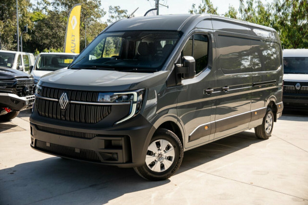 2026 Renault Master XDD Mid Roof LWB Van Image 1
