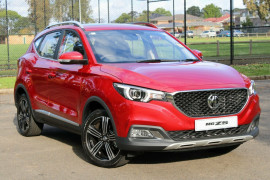 MG ZS Essence AZS1