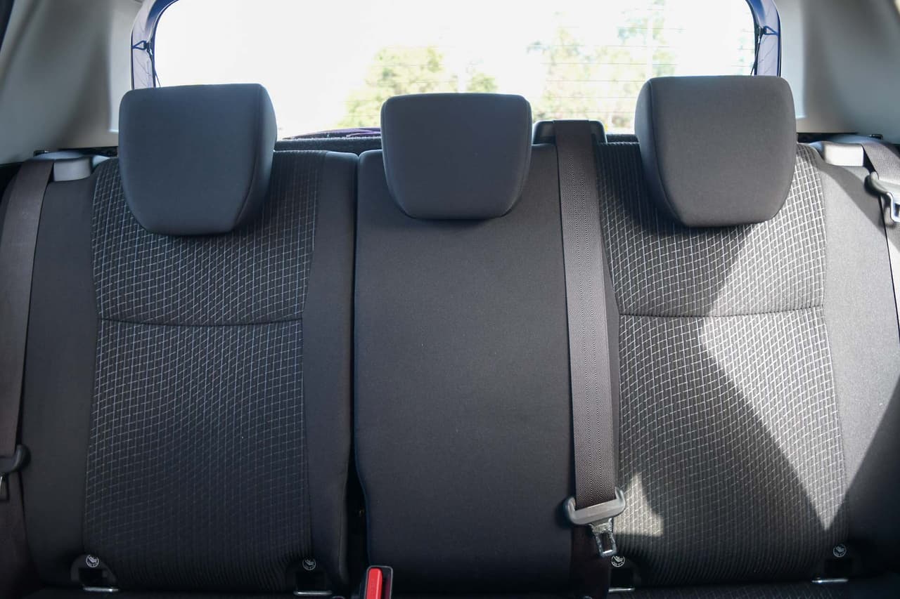 2015 Suzuki Swift FZ MY15 GL Navigator Hatchback Image 17