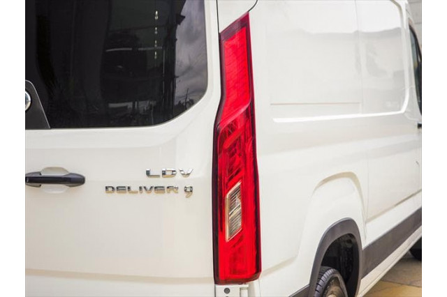 2020 MY21 LDV Deliver 9   Van Image 3
