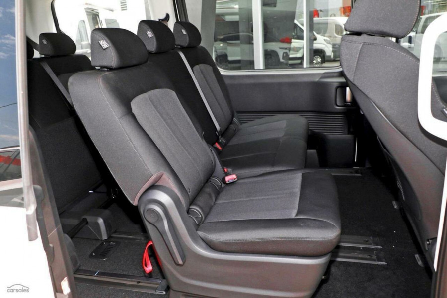 2026 Hyundai Staria US4.V3  People Mover Image 8