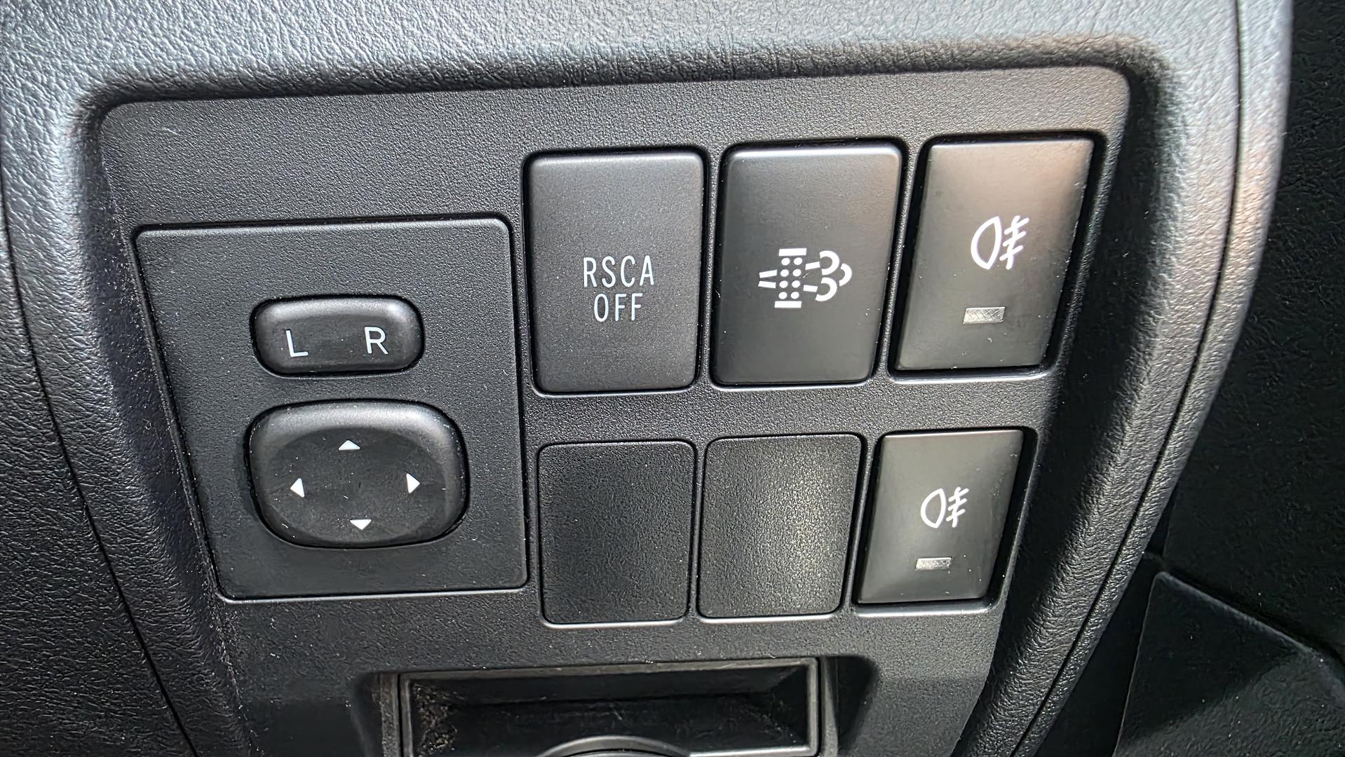 2015 MY14 Toyota LandCruiser VDJ200R GXL SUV Image 25