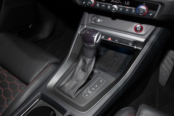 2024 Audi RS Q3 SUV image 18