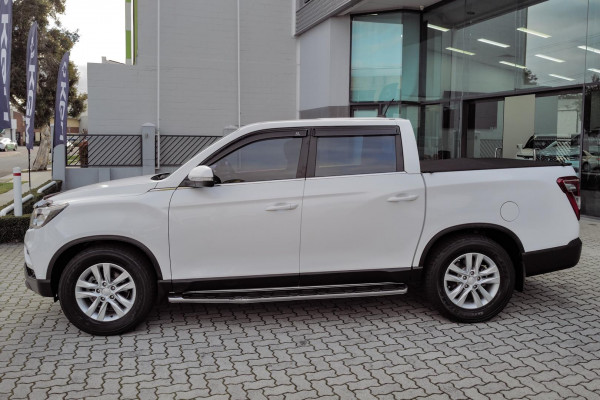 2021 MY20.5 SsangYong Musso Q200 ELX Ute Image 4