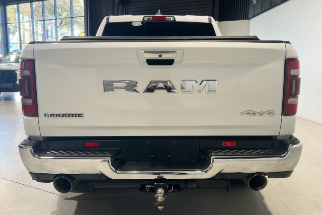 2022 Ram 1500 DT Laramie Ute Image 8