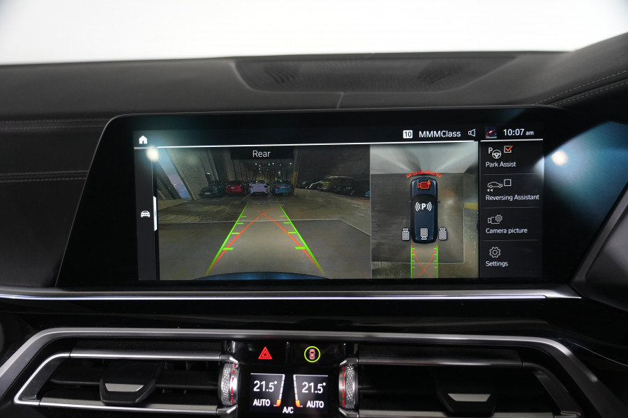2022 BMW X5 M50i SUV