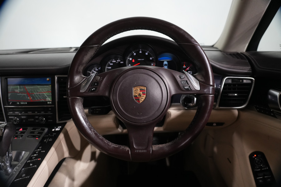 2015 Porsche Panamera Coupe