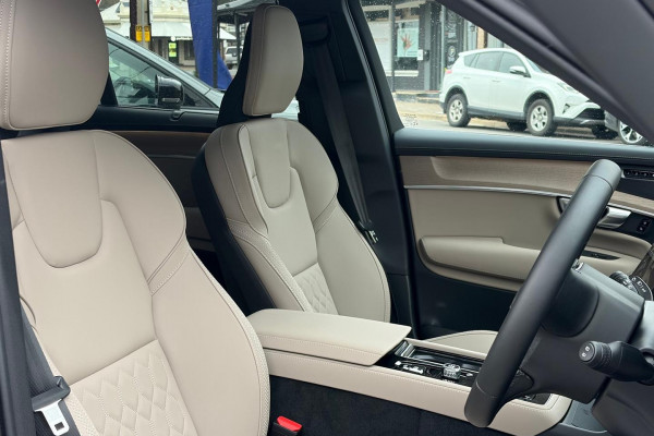 2026 Volvo XC90 L Series Plus B5 Bright SUV Image 6