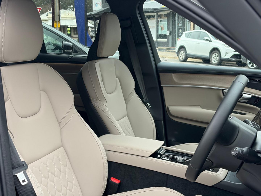 2026 Volvo XC90 L Series Plus B5 Bright SUV Image 6