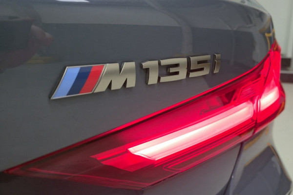 2021 BMW 1 Series F40 M135i xDrive Hatch Image 10