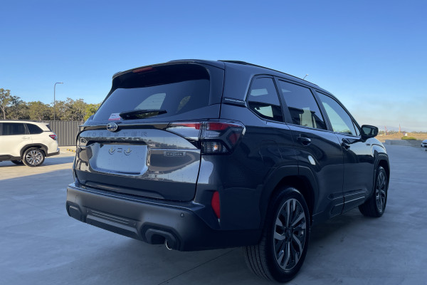 2026 Subaru Forester S6 Hybrid Touring SUV Image 8