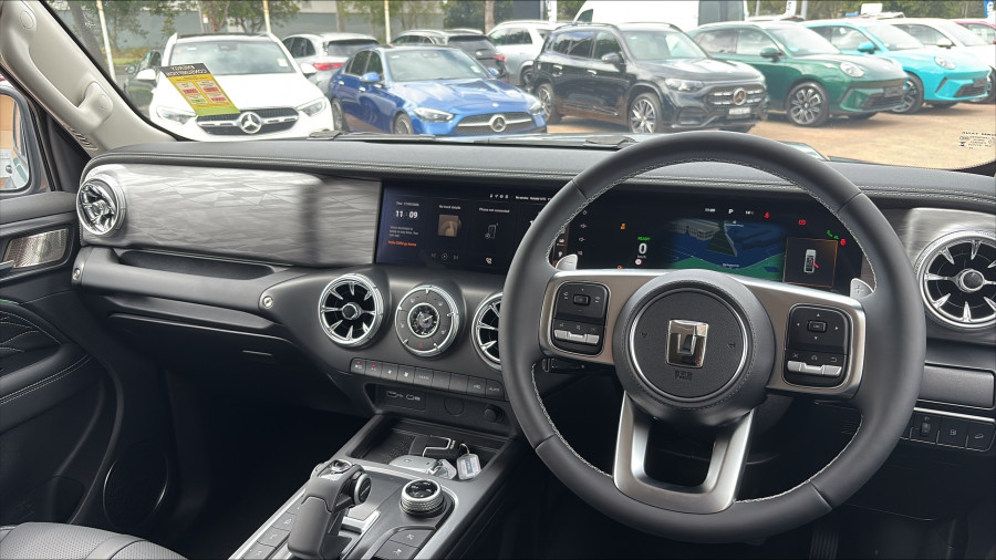 2026 GWM Tank 300 P01 Ultra Hi4-T PHEV SUV Image 14