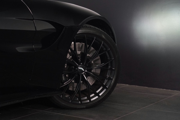 2022 Aston Martin Vantage Coupe Image 23