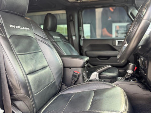 2019 Jeep Wrangler JL Overland SUV