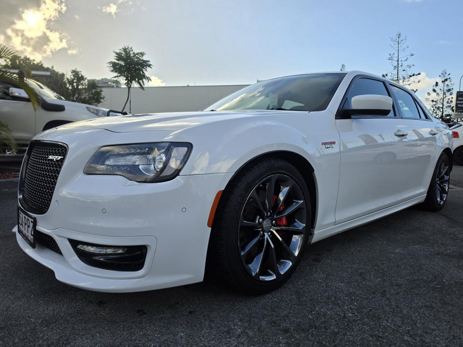 2017 Chrysler 300 LX SRT Sedan Image 3