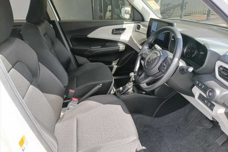 2024 Suzuki Swift UZ Hybrid Hatch Image 16