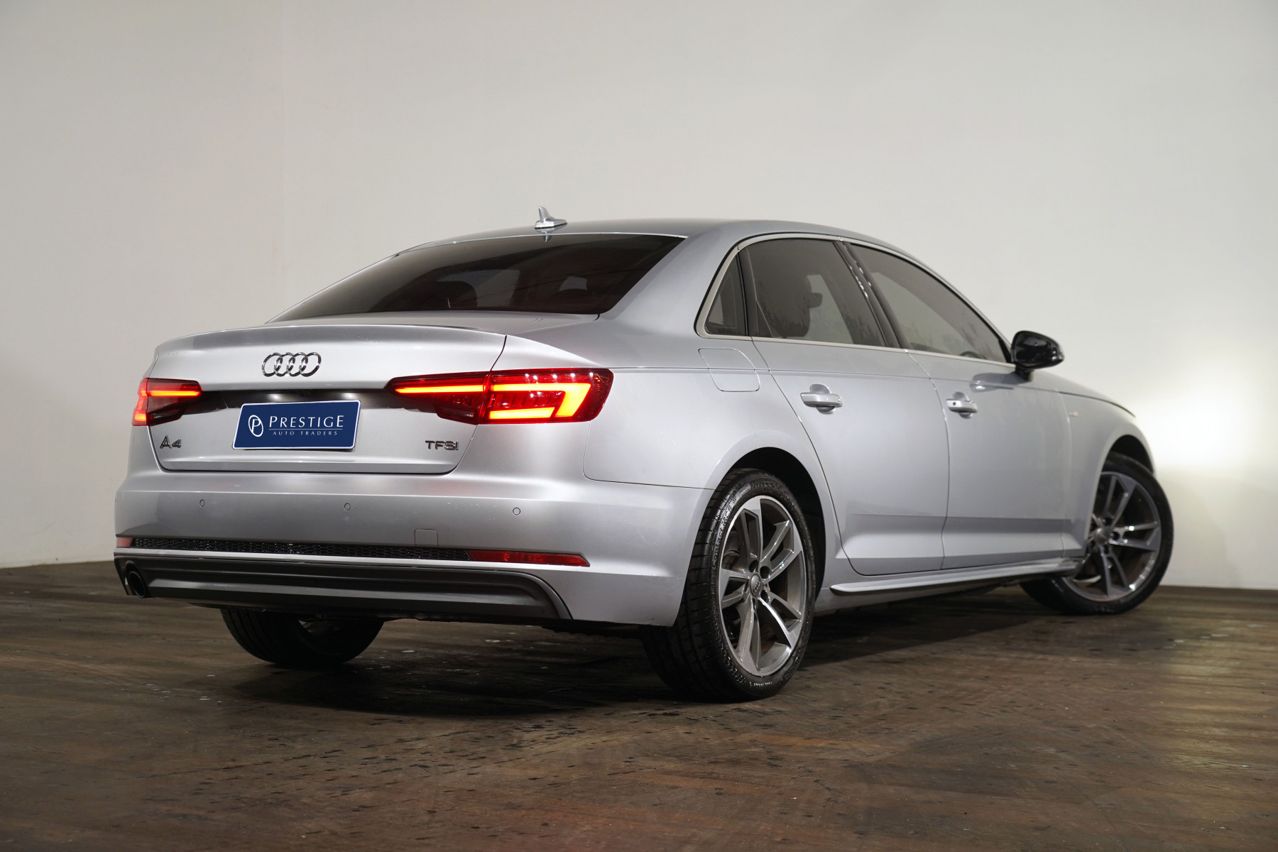 2018 Audi A4 1.4 Tfsi S Tronic S Line Sedan Image 7