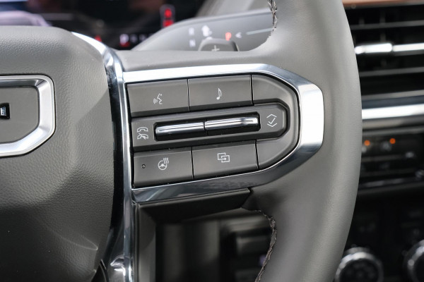 2025 GMC Yukon T1 Denali SUV Image 10