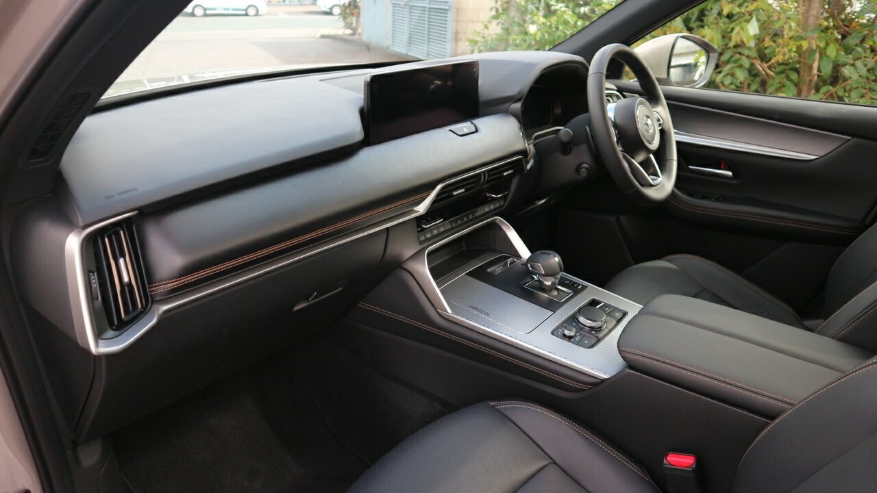 2025 Mazda CX-60 KH0HB P50e Azami SUV Image 21