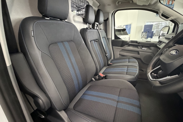 2026 MY27 Ford Transit Custom AV Sport SWB Van Image 18