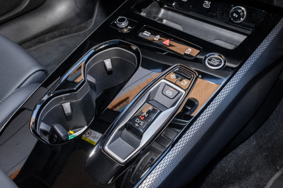 2025 Audi A5 B10  TFSI 200kW S line Wagon