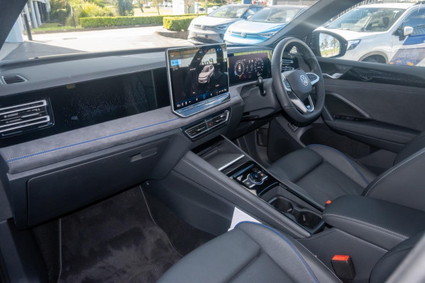 2026 Volkswagen Tiguan CT 195TSI R-Line SUV Image 7