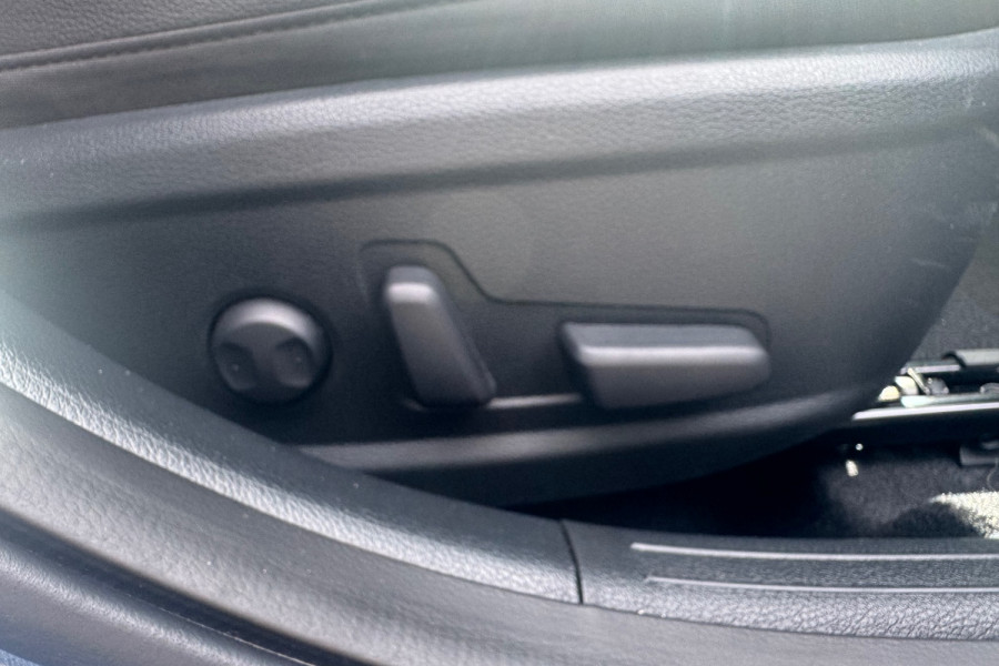 2021 MY1  Kia Cerato BD GT Hatch Image 24