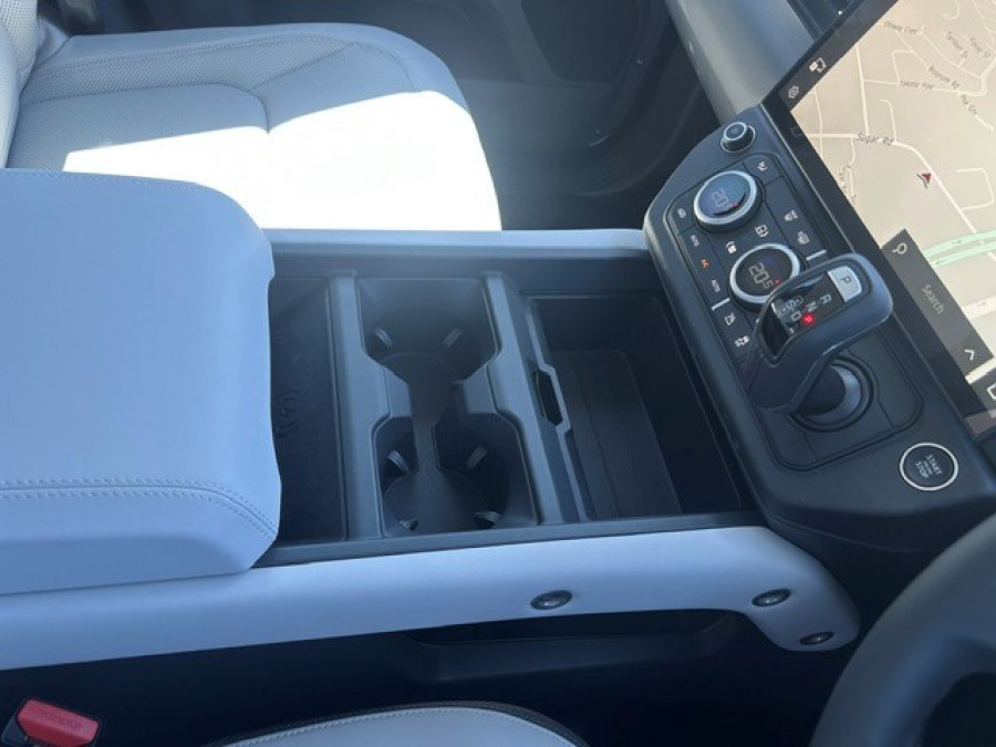 2025 MY26 Land Rover Defender L663 110 D250 S SUV Image 16
