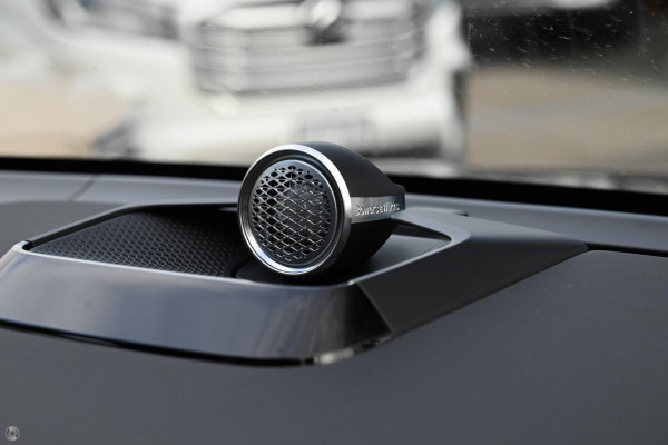 2026 Volvo EX90  Ultra Twin Motor Performance SUV Image 11