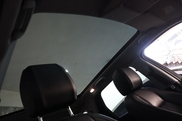 2019 Land Rover Discovery Sport L550 TD4 SE SUV image 20