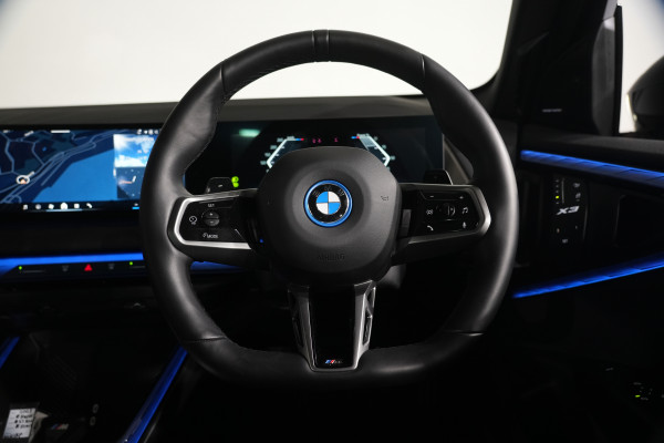 2025 BMW X3 30e xDrive SUV image 13