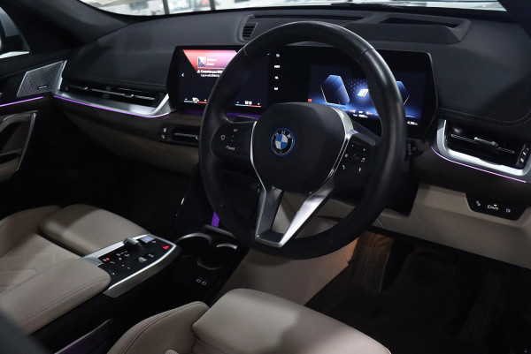 2024 BMW iX1 U11 eDrive20 xLine SUV image 15