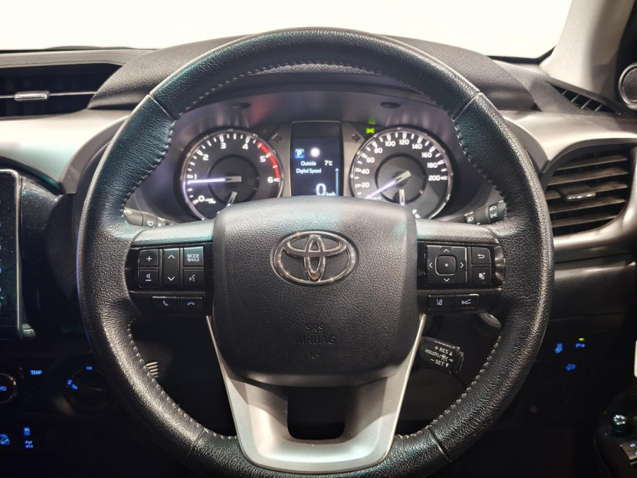 2021 Toyota HiLux GUN126R SR5 Dual Cab Pick Up Image 9